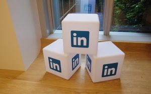 Gejts otkrio zašto je kupio LinkedIn Gejts otkrio zašto je kupio LinkedIn