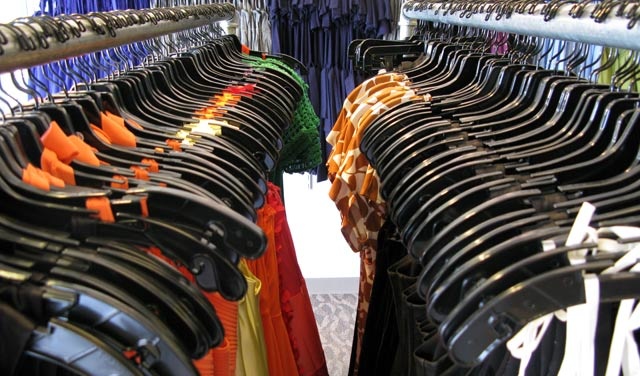 Gerilske prodavnice osvajaju Francuze