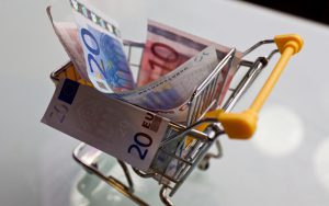 U Crnoj Gori potrošačka korpa gotovo 800 evra U Crnoj Gori potrošačka korpa gotovo 800 evra