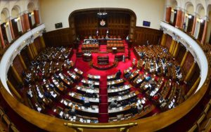 U skupštinskom restoranu plaća se i u evrima U skupštinskom restoranu plaća se i u evrima