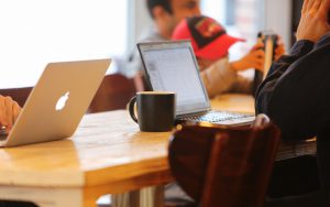 Vladi Srbije „slaba trojka“ za kvalitet poslovnog okruženja Vladi Srbije „slaba trojka“ za kvalitet poslovnog okruženja