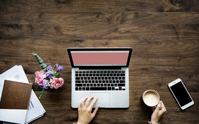 Tri bloga koja vredi pročitati Tri bloga koja vredi pročitati