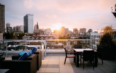 Ovo su najbolji barovi i restorani na krovovima zgrada u Beogradu Ovo su najbolji barovi i restorani na krovovima zgrada u Beogradu