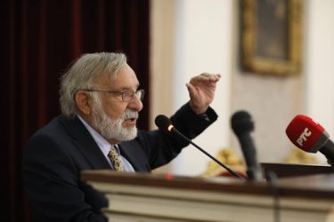 Dr Adižes o misiji, strategiji i organizacionoj strukturi preduzeća Dr Adižes o misiji, strategiji i organizacionoj strukturi preduzeća